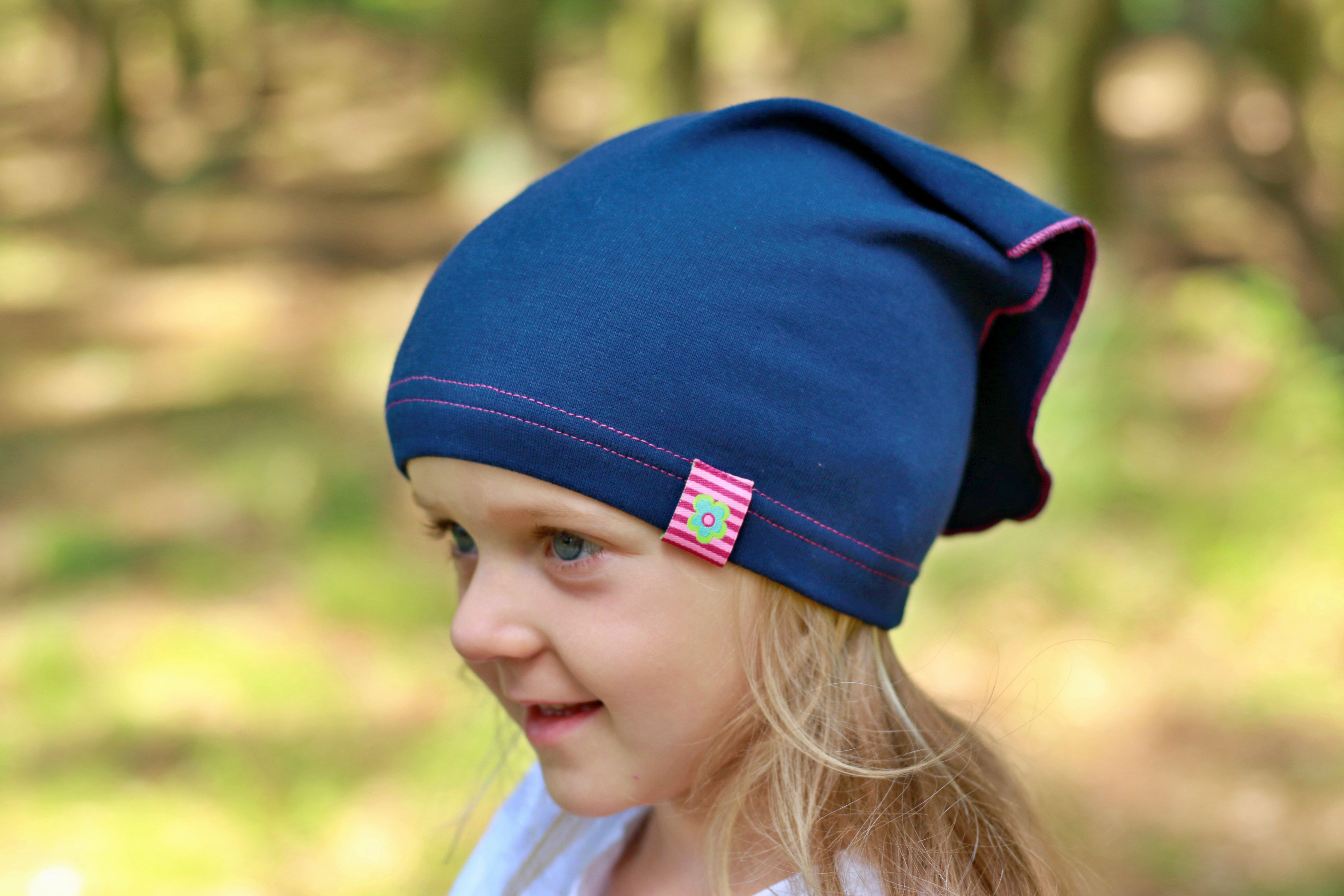 Dětský šátek Terka -  kvítek, borůvková modrá