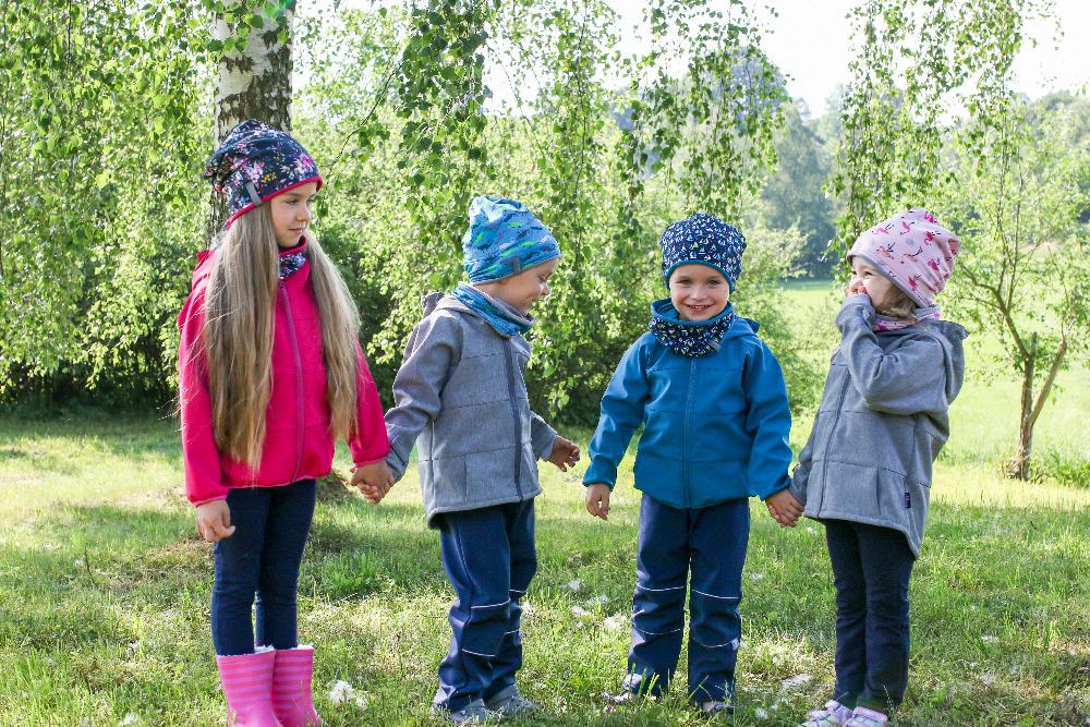 Dívčí softshellová bunda - fuchsiová - tm. modré květy - doprodej