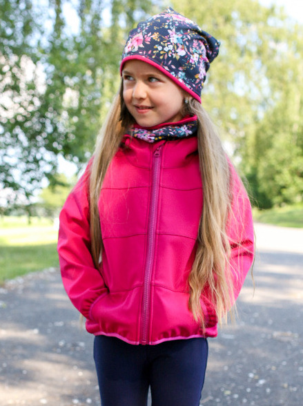 Bavlněná čepice / tm. modré květy