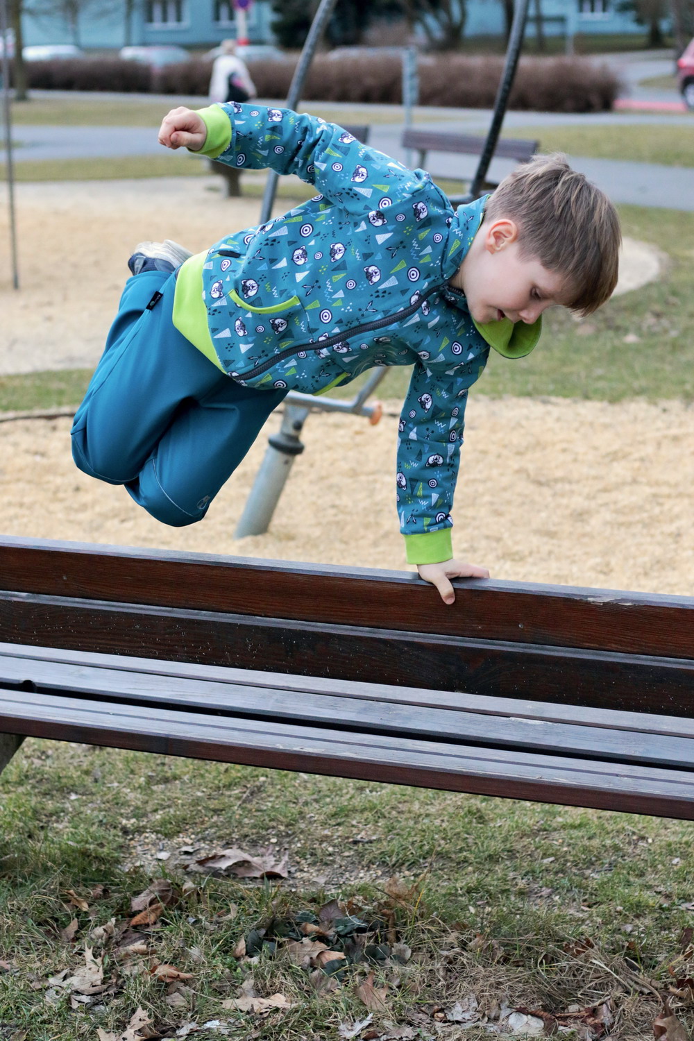 Dětská tepláková mikina na zip / aqua-zelená - doprodej 134