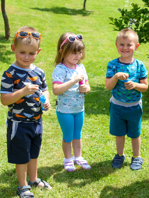 Chlapecké kraťasy - petrolejovo-šedý melír DOPRODEJ